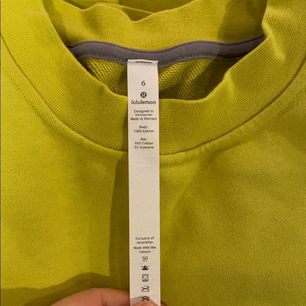 Lululemon perfectly oversized crew size 6